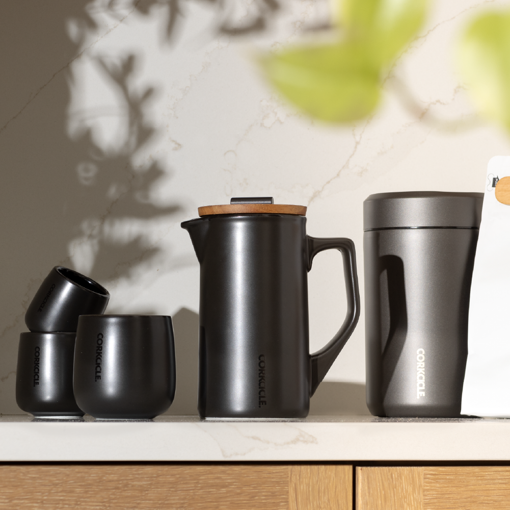 ceramic-french-press-p0 FP_Lifestyle2.png