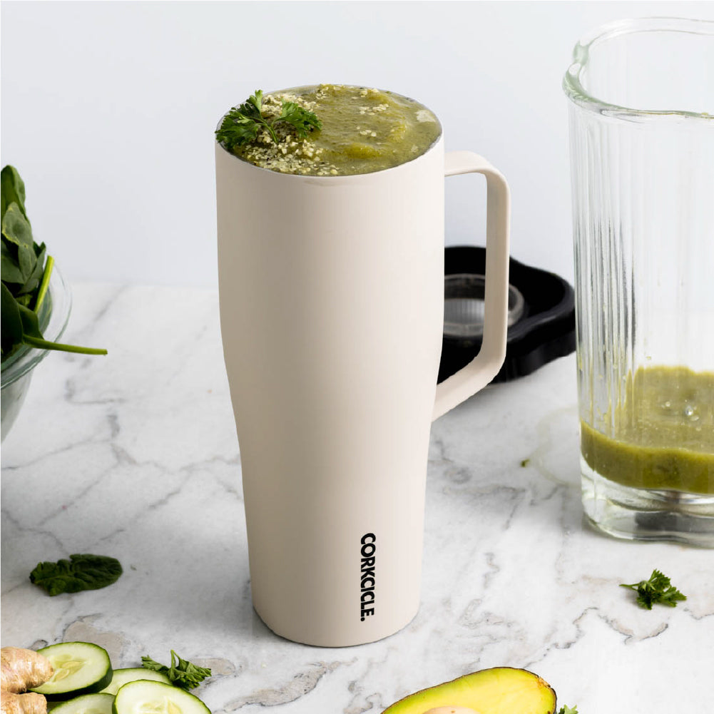 cold-cup-xl-k9 588f4a27c4cf--2230CLT-lifestyle.jpg