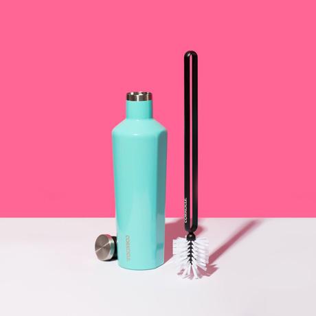 bottle-brush-i9 accessories_bottlebrush_lifestyle.jpg