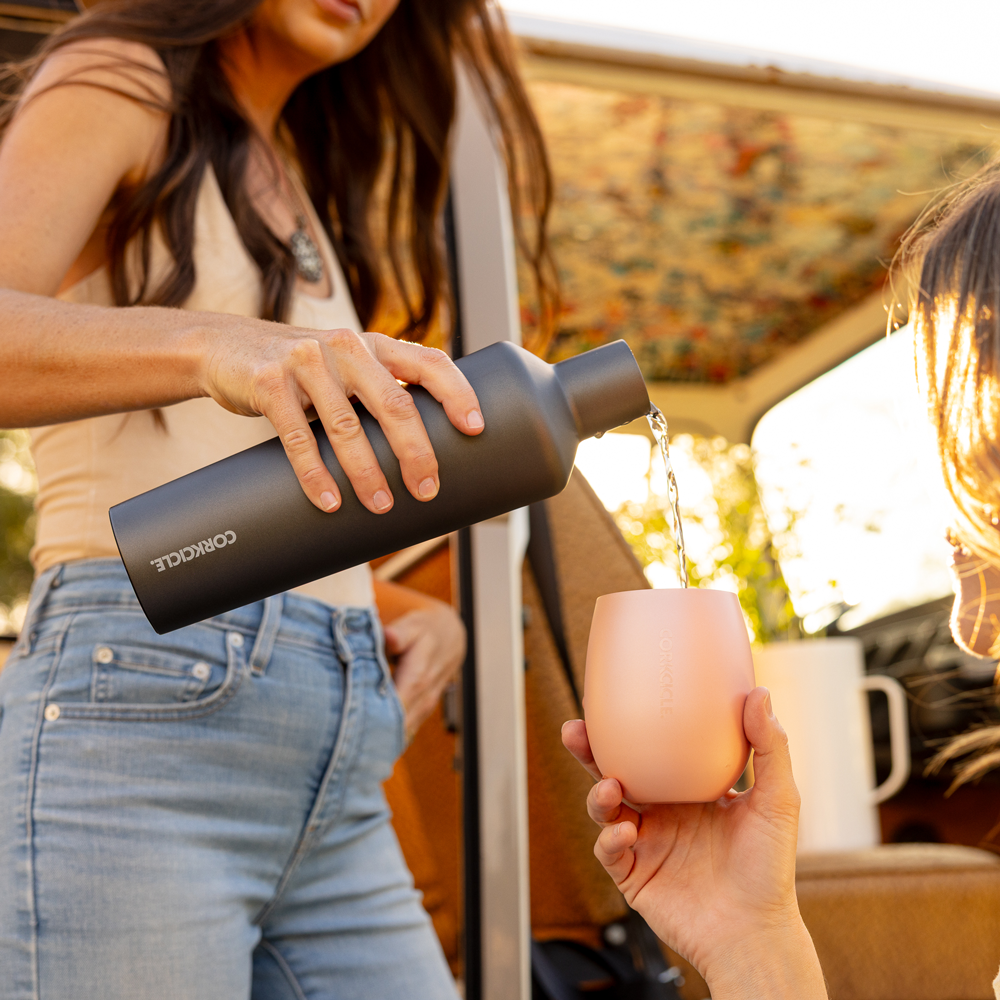 vinnebago-p6 e9a21e7fb71f--Vinnebago-lifestyle.png